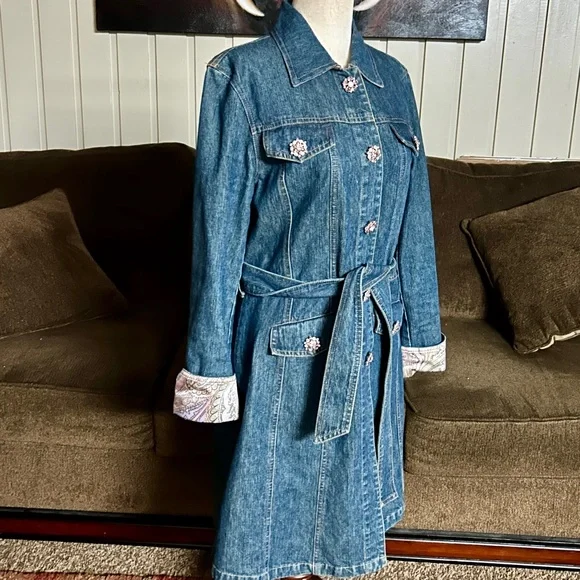 Berek • Medium • Vintage • Blue • Denim • Pink Rhinestones Buttons • Trench Coat - Picture 9 of 12